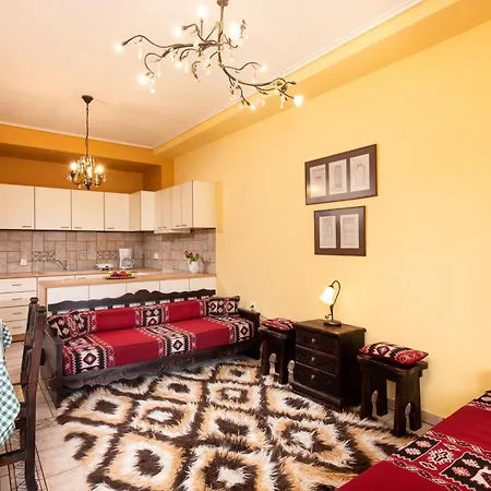 Amygdalies With Fireplace * Karpenísion