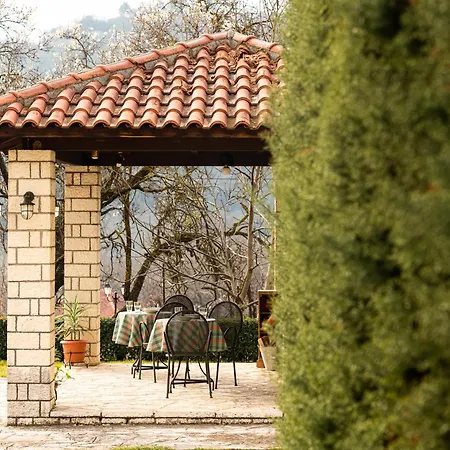 Appartement Amygdalies With Fireplace