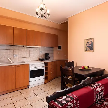 Appartement Amygdalies With Fireplace Karpenísion